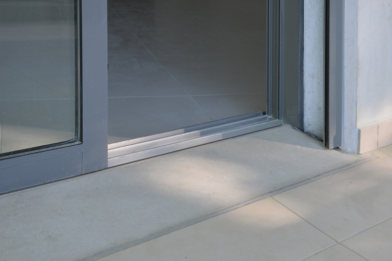 Seuil PMR et accessibilité​